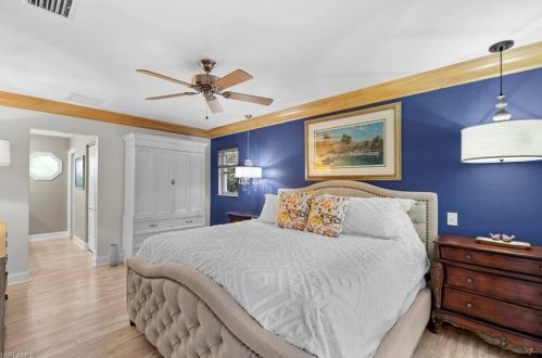 4584 Chippendale Dr, Naples FL 34112-5259 exterior