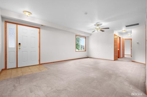 1375 Rock Run Dr, Joliet, IL 60403-1651