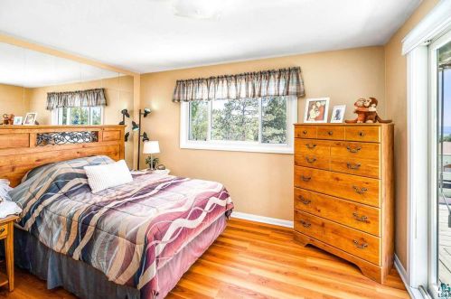 1445 Fern Ave, Duluth MN 55805-1133 exterior