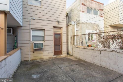 1925 11 St, Philadelphia PA 19147-1976 exterior