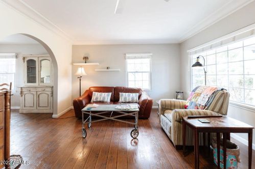 2335 Fairmount Ave, Phoenix AZ 85016-6718 exterior