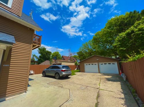 1816 28th St, Milwaukee, WI 53208-2007