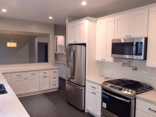 345 Mansfield Ave, Los Angeles CA  90036-2623 exterior