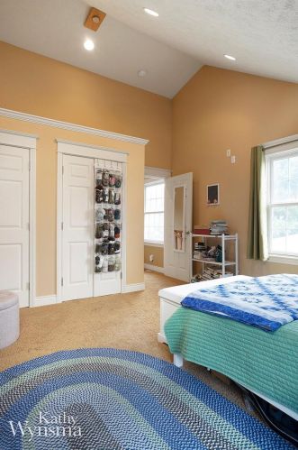 2514 Hall St, Grand Rapids MI 49506-3170 exterior