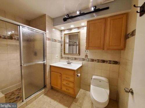 48 Lehavre Ct, Trenton NJ  08619-4723 exterior