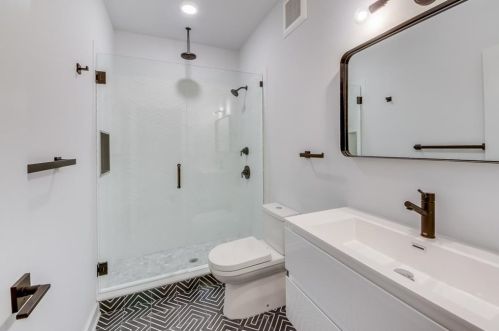 208 12th St, Atlanta GA  30309-4011 exterior