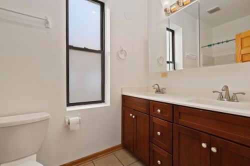 6152 Ellis Ave, Chicago IL 60637-2614 exterior