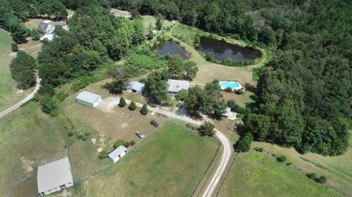 550 Horace Walters Rd, Raeford, NC 28376-9553