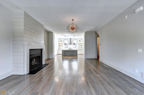 550 Bismark Rd, Atlanta GA 30324-4101 exterior