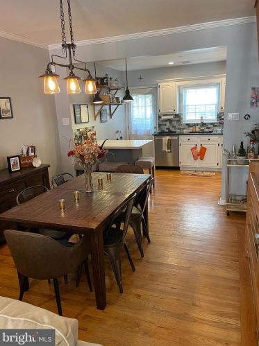 864 Judson St, Philadelphia PA  19130-1937 exterior