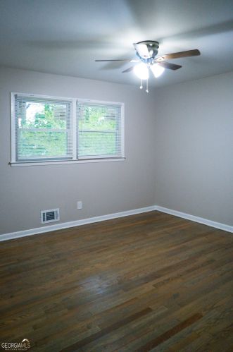 3949 Adamsville Dr, Atlanta GA  30331-3823 exterior