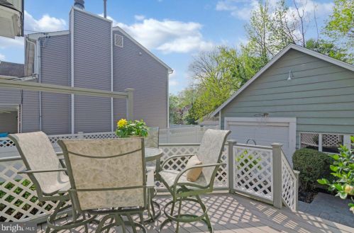 215 Marne Ave, Tavistock NJ 08033-1444 exterior