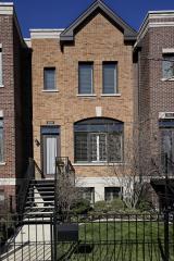 2620 Paulina St, Chicago, IL 60614-1018
