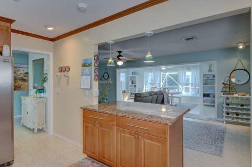 304 Bay St, Fort Pierce FL 34952-1317 exterior