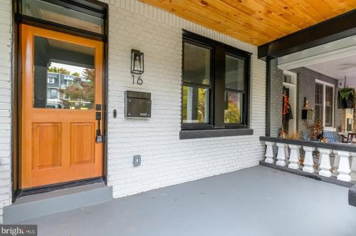 16 Adams St, Washington DC  20001-1026 exterior