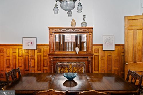 1708 Green St, Philadelphia PA 19130-7023 exterior