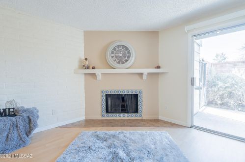 4304 Presidio Rd, Tucson, AZ 85712-1148