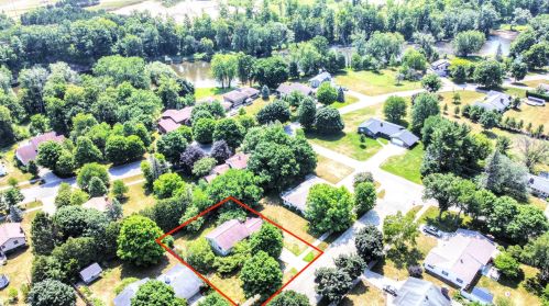 715 River St, Big Rapids, MI 49307-2545