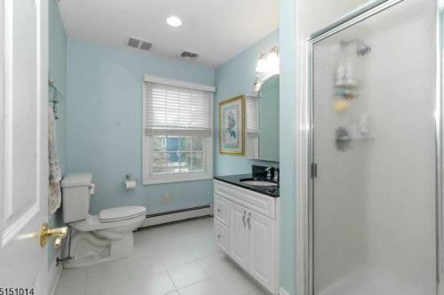 1 Briarcliffe Dr, Scotch Plains NJ 07076-2314 exterior