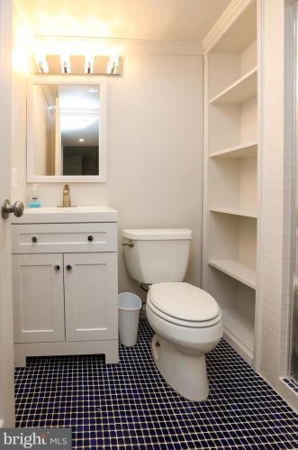 280 Bridgewater Rd, Chester PA 19014-2957 exterior