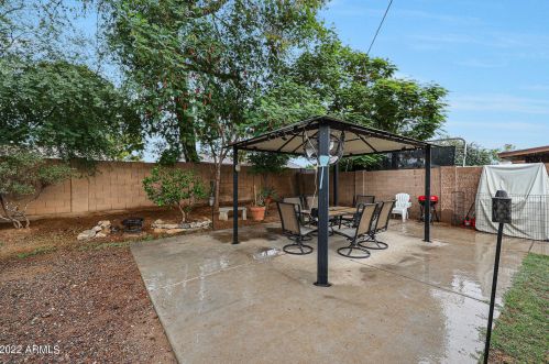 11033 39th Dr, Phoenix AZ  85029-3855 exterior