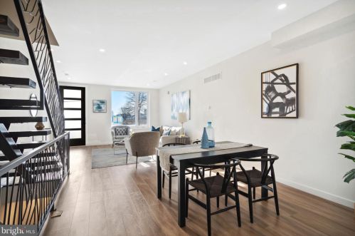 241 Allen St, Philadelphia PA  19125-4103 exterior