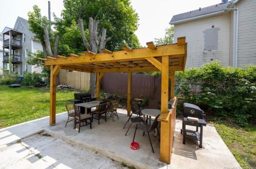 145 Fairview St, New Britain CT  06051-2709 exterior