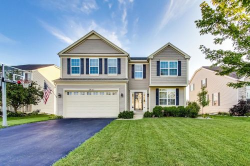 2851 Braeburn Way, Bull Valley, IL 60098-2345