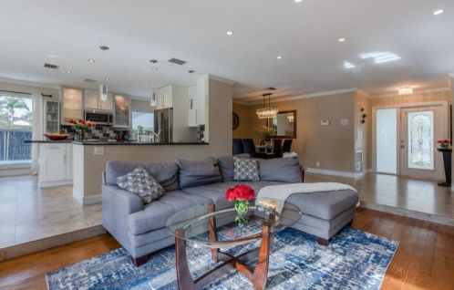 7250 4th Ave, Boca Raton FL  33487-2352 exterior