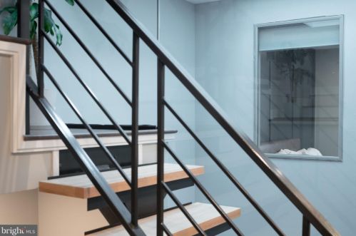 1313 29 St, Philadelphia PA 19121-4503 exterior