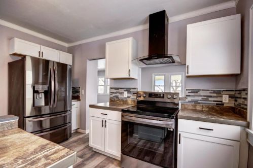 3035 73rd St, Milwaukee WI  53210-1068 exterior