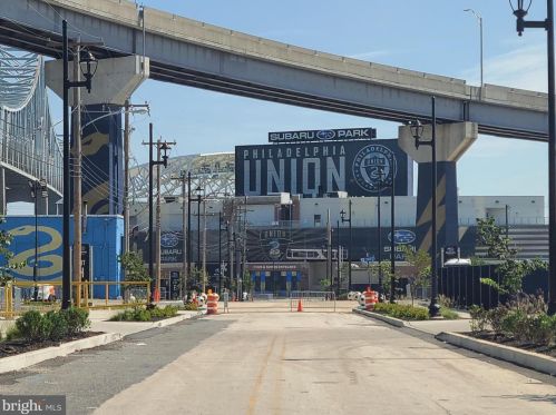 319 Engle St, Chester PA 19013-2509 exterior