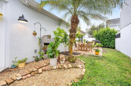 3166 Carriage Cir, Naples FL 34105-2700 exterior