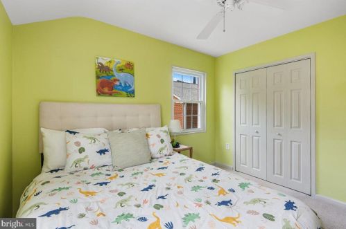 3824 Ingalls Ave, Alexandria VA 22302-1810 exterior