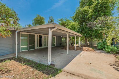 1202 Bethany Home Rd, Phoenix AZ 85015-1938 exterior