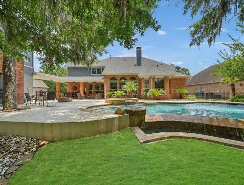 5003 Oxbow Cir, Fulshear TX 77441-4535 exterior