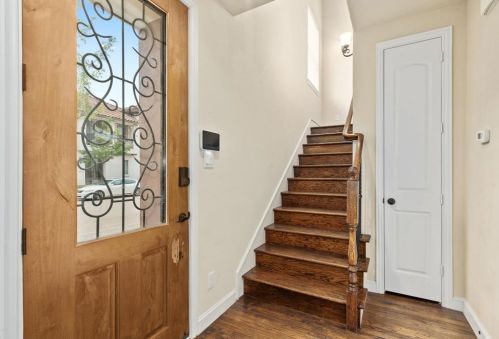 6730 Plaza Via, Irving TX  75039-3127 exterior