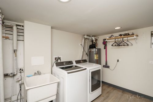 5319 Newland Ave, Chicago IL 60707-3334 exterior