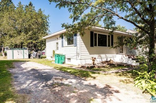 1337 91st Ave, Duluth, MN 55808-1532