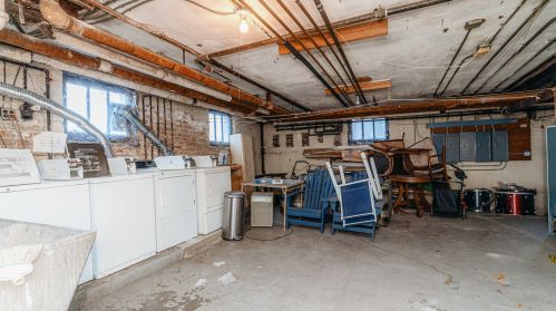 3139 Francisco Ave, Chicago IL 60618-5814 exterior