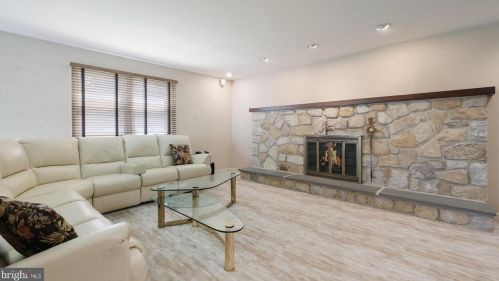 140 Steele Way, Huntingdon Valley PA 19006-3114 exterior