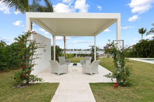 18826 Loxahatchee Riv Rd, Jupiter FL 33458-1081 exterior