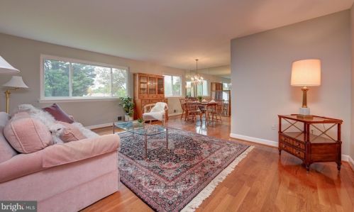 601 Windmill Ln, Silver Spring, MD 20905-5673