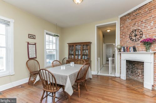 206 S St, Washington DC  20002-1571 exterior