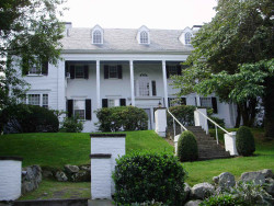 331 Dudley Rd, Newton, MA 02459-2831