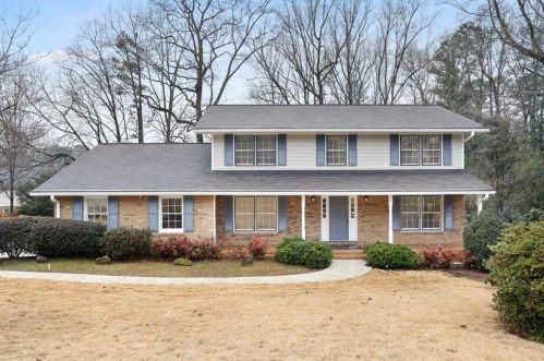 2380 Crestcliff Dr, Tucker, GA 30084-4205