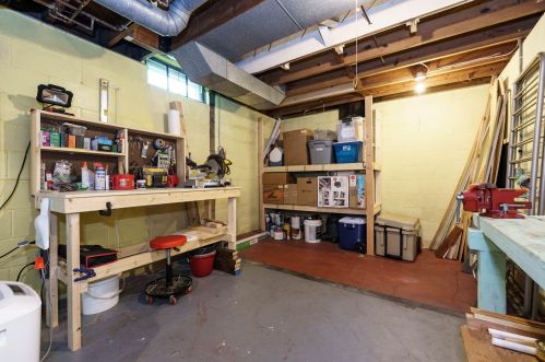 829 Parchmount Ave, Kalamazoo MI 49004-2055 exterior