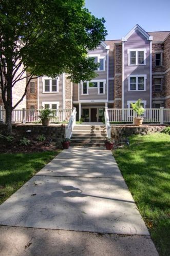 455 Dayton Ave, Saint Paul MN  55102-1707 exterior