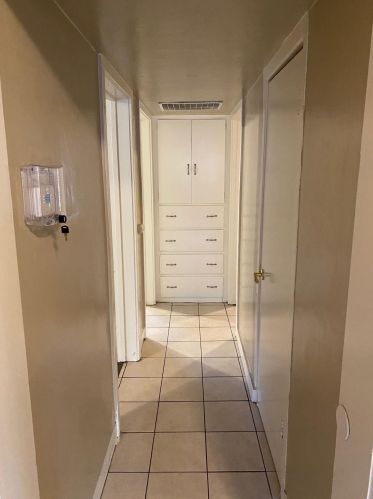 336 Locust St, Turlock, CA 95380-5326