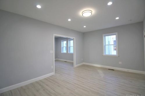 32 Bingham St, New Britain CT  06051-3601 exterior